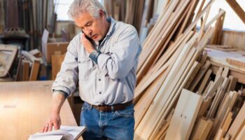 When to Hire a Collection Agency?